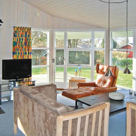 3 Bedroom Cozy Home In Farvang Экстерьер фото